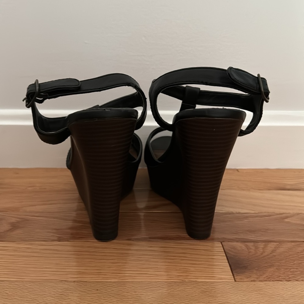 Wedges - Picture 3 of 8